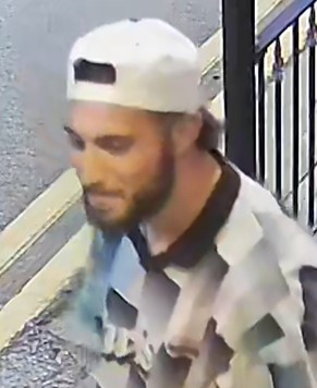 Man wearing a cap 